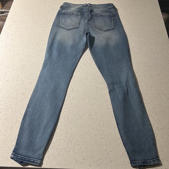 Rewash High Rise Jeans - Picture 4 of 6